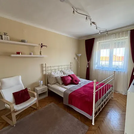 Downtown Hideaway Appartement *