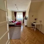 Apartment Downtown Hideaway *